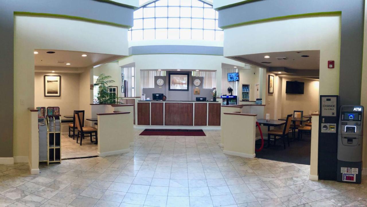 Magnuson Hotel Virginia Beach Exterior photo